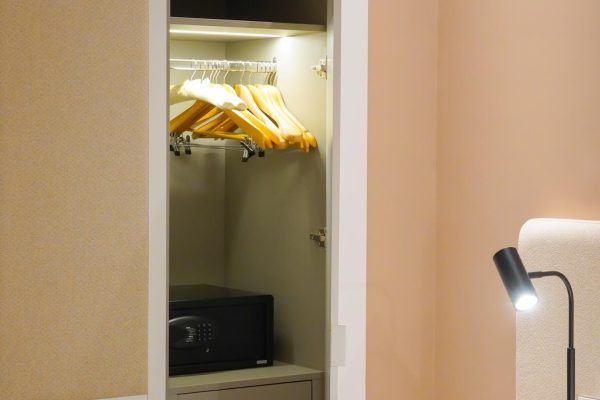 Wardrobe with Hangers in Andalus By Al Seef Resort and Spa
