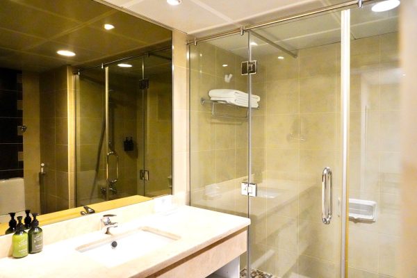 A Washroom in Andalus By AL Seef Resort and Spa